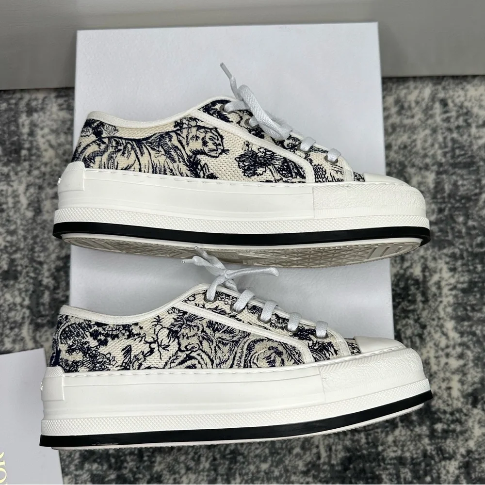 Authentic Dior Women’s platform sneaker size: 37.5 - Picture 8 of 11
